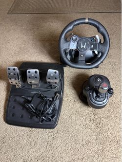 Logitech G920 racing wheel