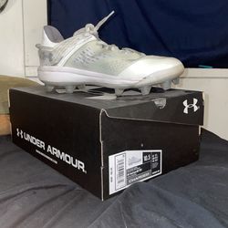 Under Armor Baseball Cleats
