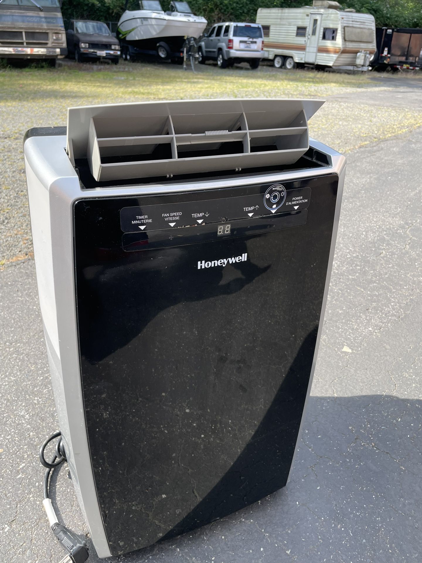 Air Conditioner Unit