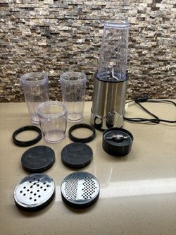 Bella Personal Blender Set with Multiple Cups and Lids