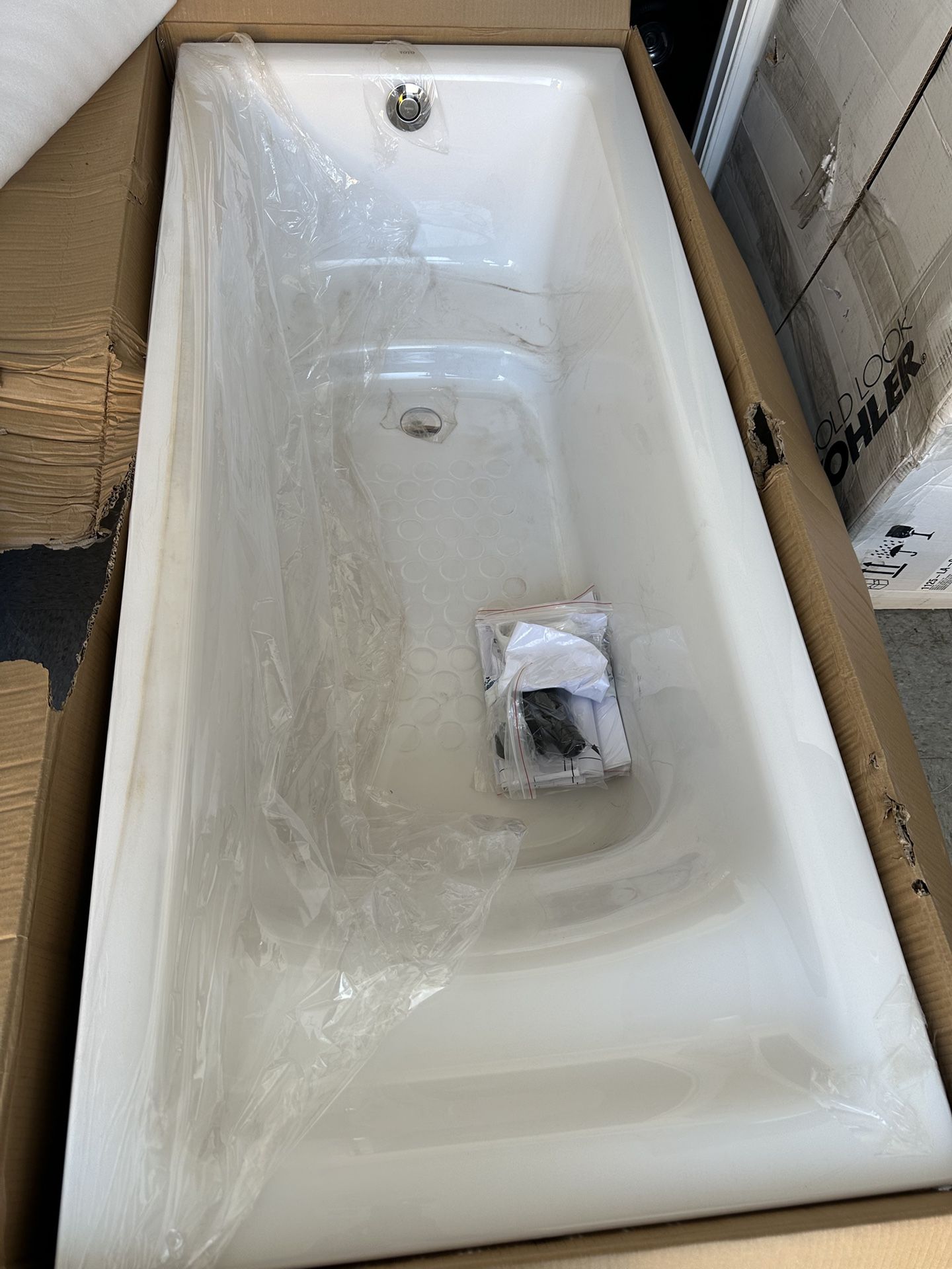 Toto 67” Drop In Bathtub