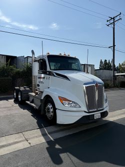 2023 Kenworth T680