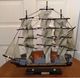 Vintage USS Constitution Tall Ship Model