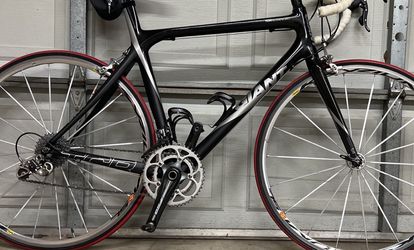 Giant Tcr Advanced Pro With Campagnolo Components