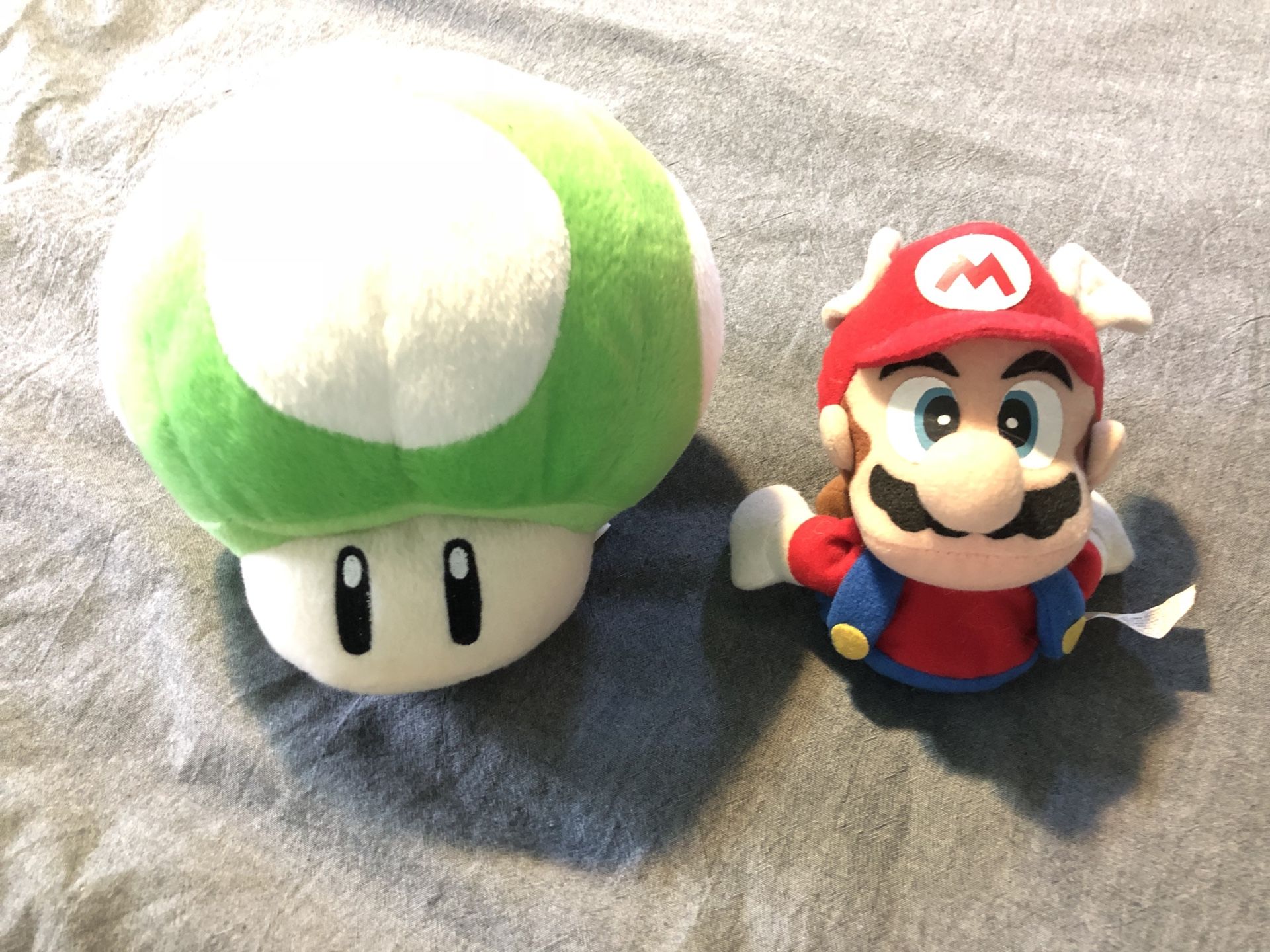Rare Super Mario 64 plush and one up plush