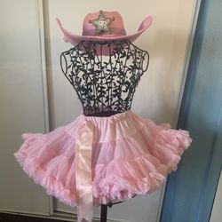 Kid Girl Size Small Tutu Skirt And Sombrero 