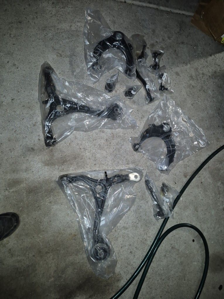 12 PCs. Full Front Suspension Kit