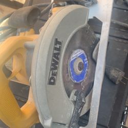 Dewalt DW367  Circular Saw