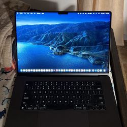 MacBook Pro Apple M3 2023 Memory 18 GB