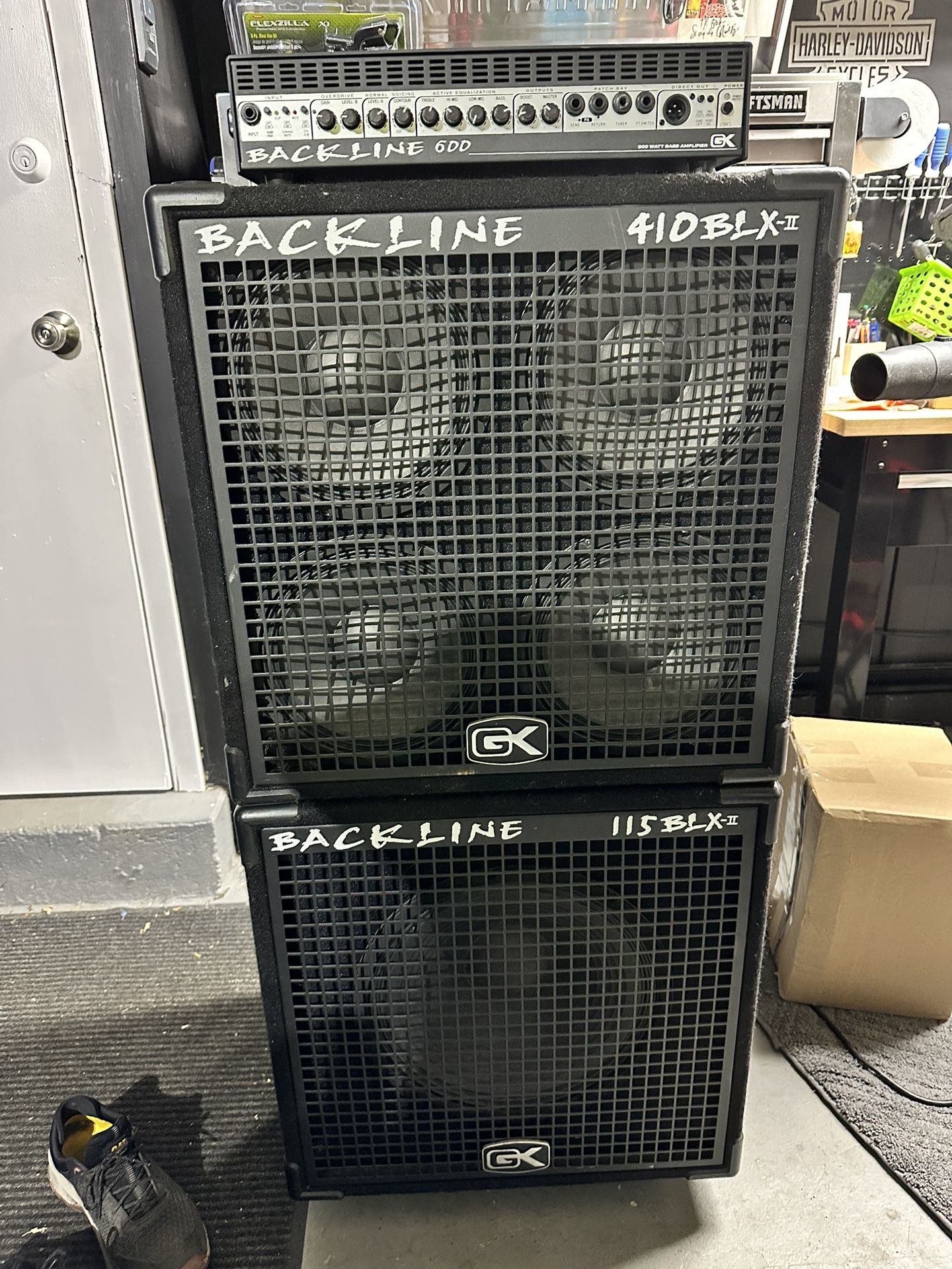 2 Bass Guitar Speakers, 1 Speaker Needs New Jack And Amp That Needs Some Work, Valued At $700 To $900