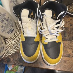 Big kids size 7y worn 3x like new $50 OBO