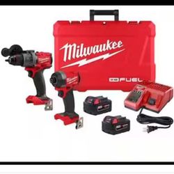 Milwaukee hammer drill and impact combo