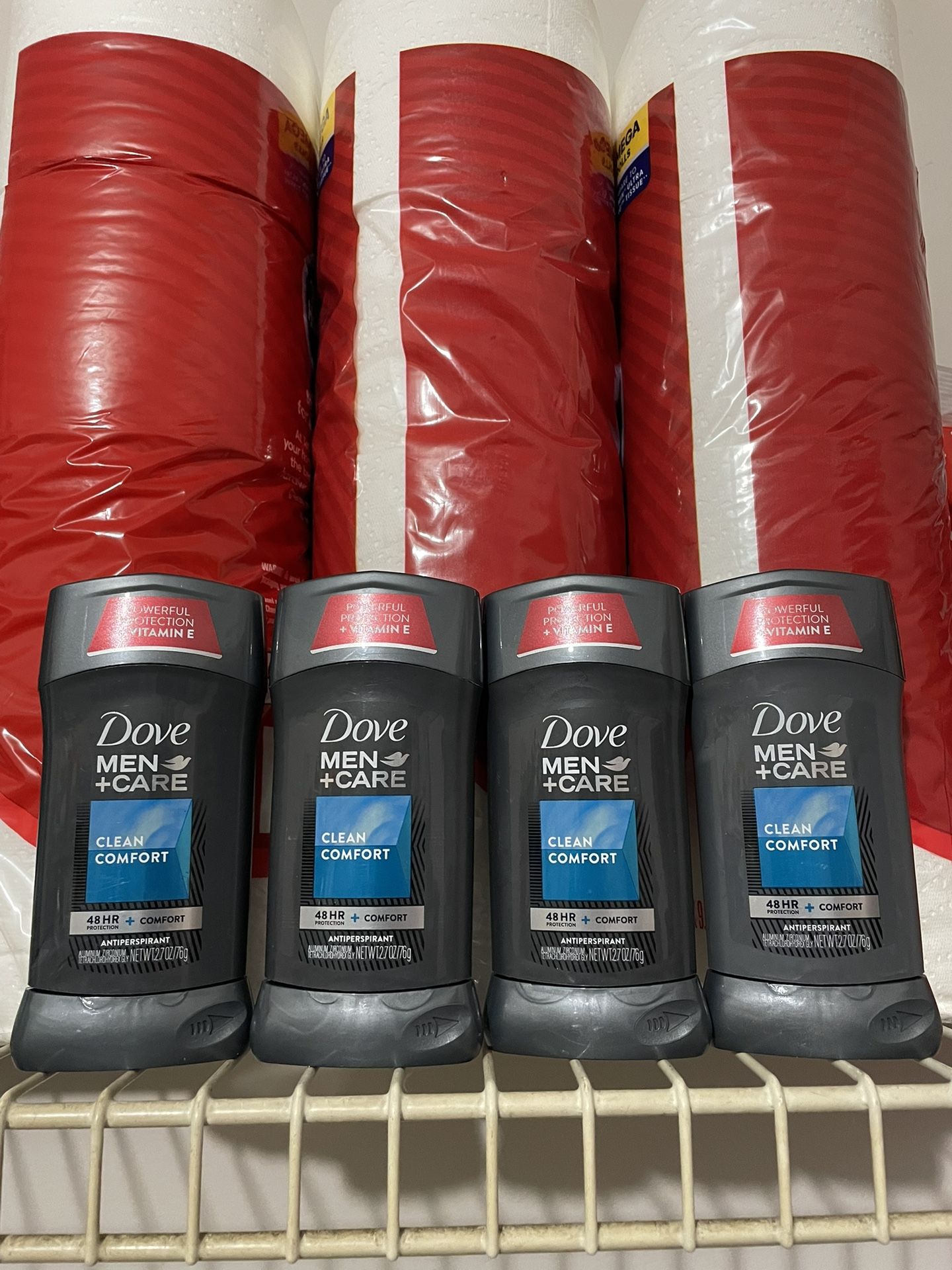 Set Of 4 Dove Deodorants