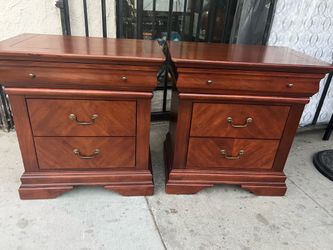 Tall dresser and two nights stands