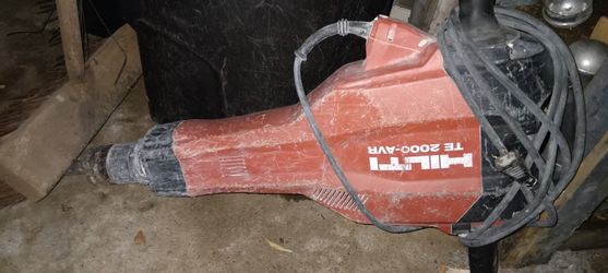 Jack Hammer Hilt TE 2000 AVR