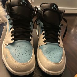 Jordan1 mid