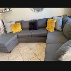 Large And Beautiful Dark Grey Sectional Couch With Reversible Chaise 