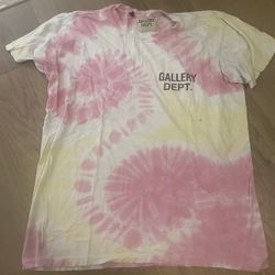 Gallery Dept. 2018 Distressed Tie-Dye Small