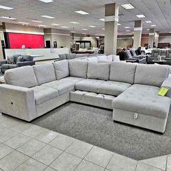 Sectionals, Pull Out Bed , No Credit Needed 