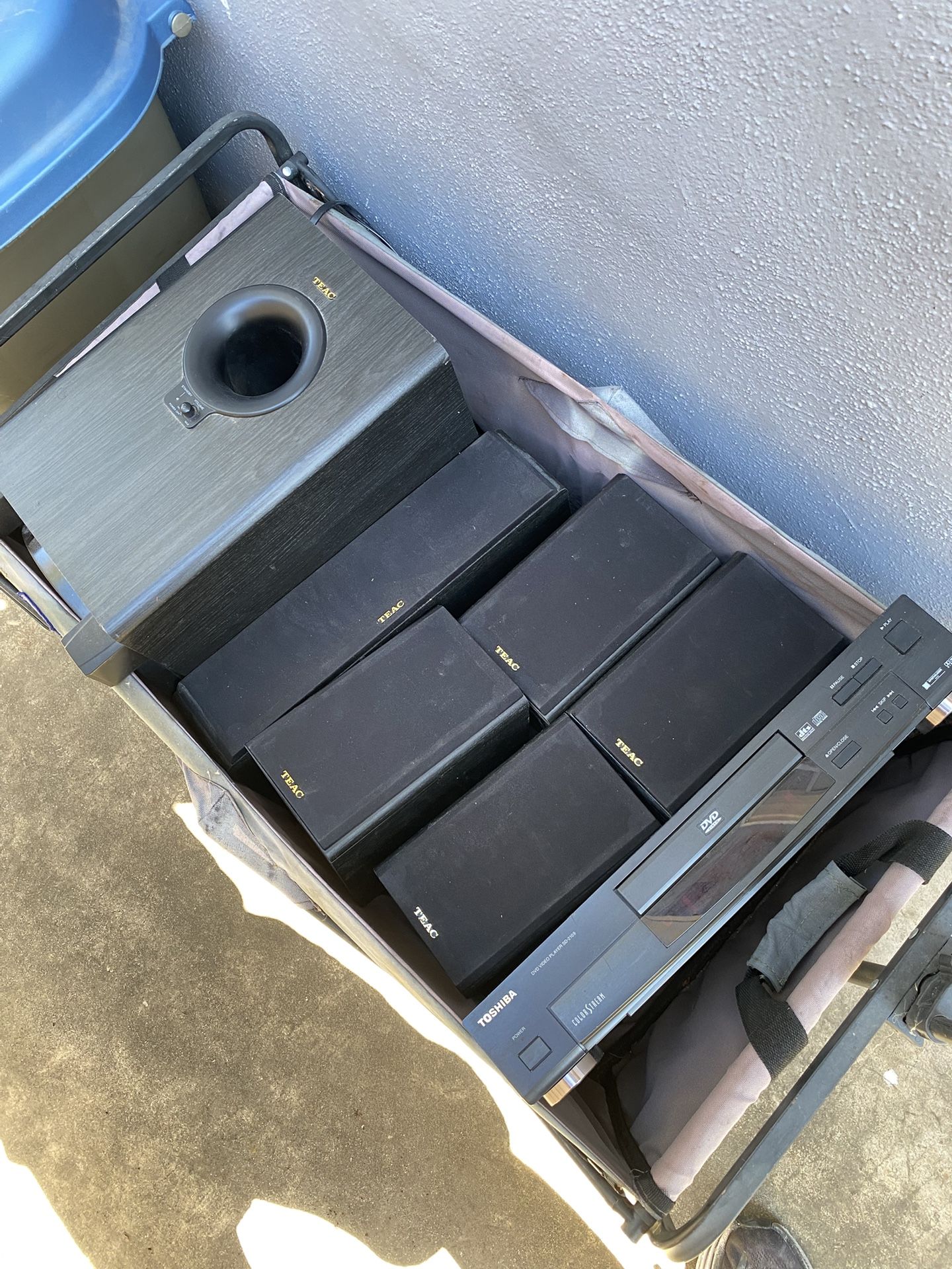TEAC LSR-100B 5.1CH Speaker System Subwoofer 4 Satellites Center Toshiba SD2109