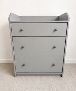 IKEA Hauga 3 Drawer Dresser