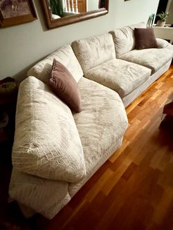 Sectional couch