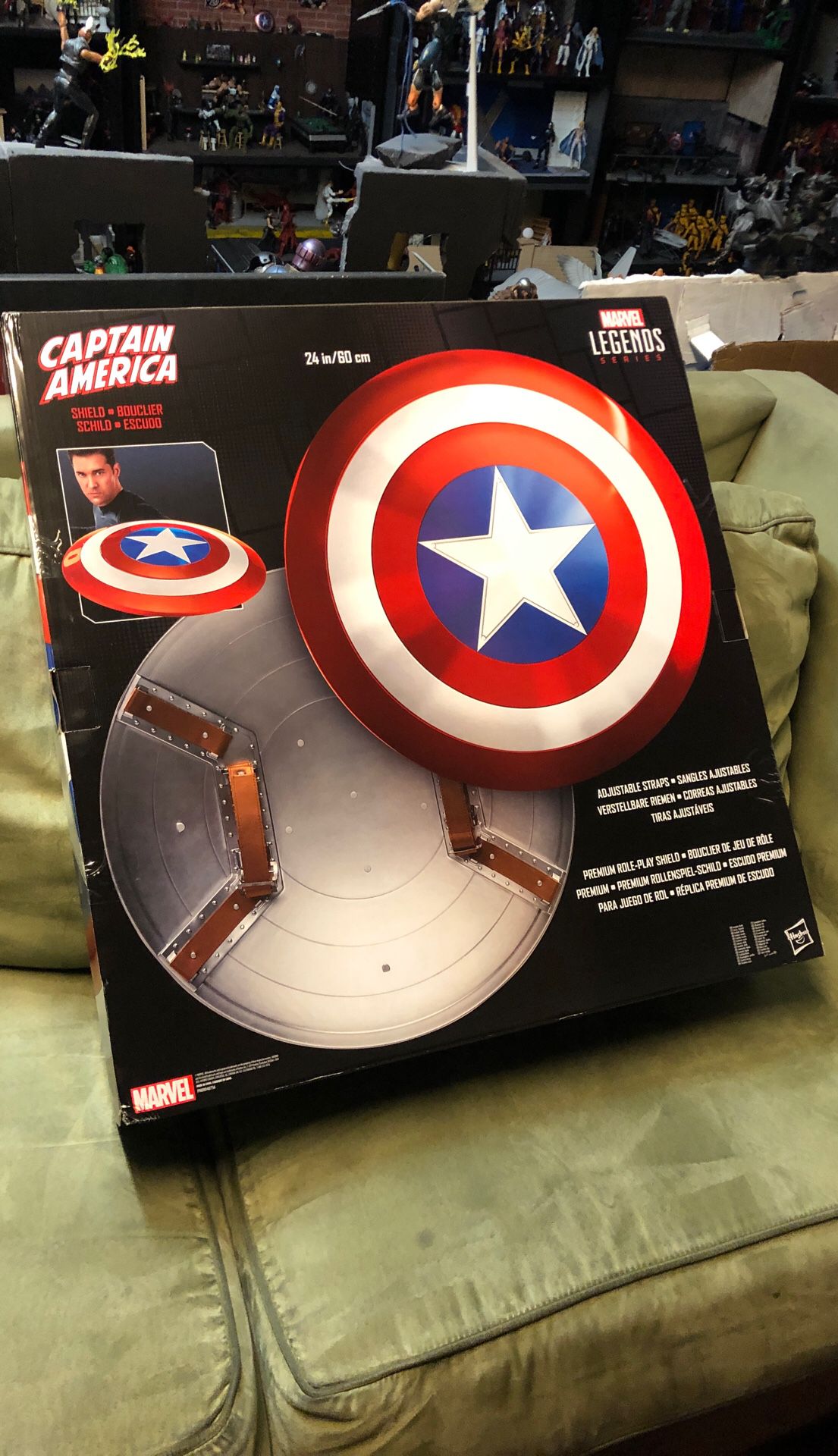 Marvel legends captain America’s shield