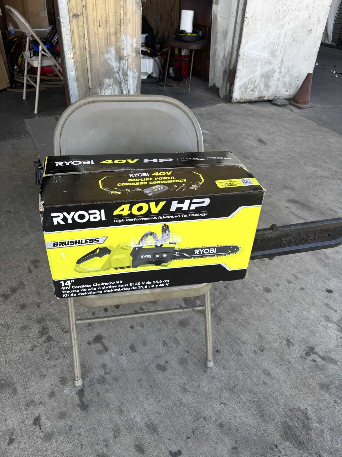 40V HP Brushless 14 in. Battery Chainsaw with 4.0 Ah Battery and Charger