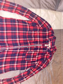 Women’s flannel size XL