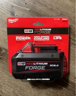 Milwaukee M18 8.0 Forge Battery