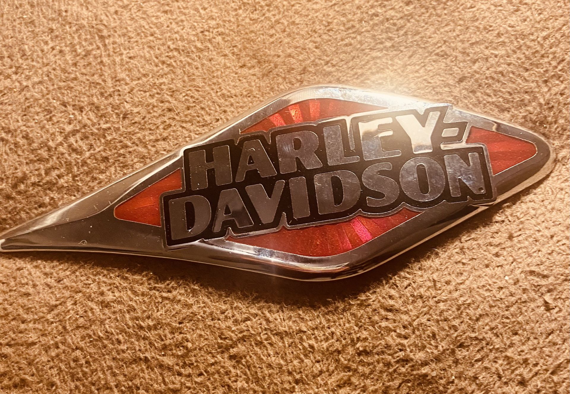 Harley Davidson, gas tank emblem