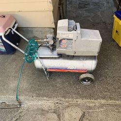 Air Compressor 