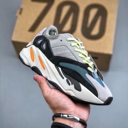 Adidas Yeezy Boost 700 Wav Runner Solid Grey