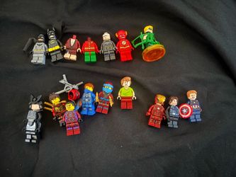 Random Lego figs