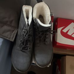 Birkenstock Boots Sz 42