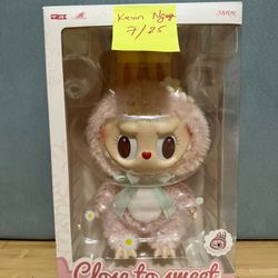 Mokoko Close To Sweet 400% Doll Labubu
