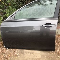 DRIVER SIDE FRONT DOOR 2007-2011 TOYOTA CAMRY