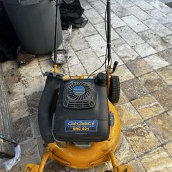 Cub Cadet Lawnmower 