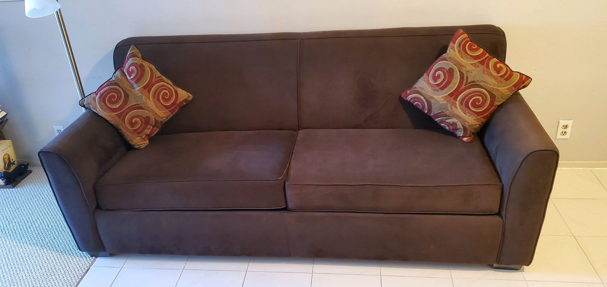 Beautiful Brown Couch ❤️  - Like New 