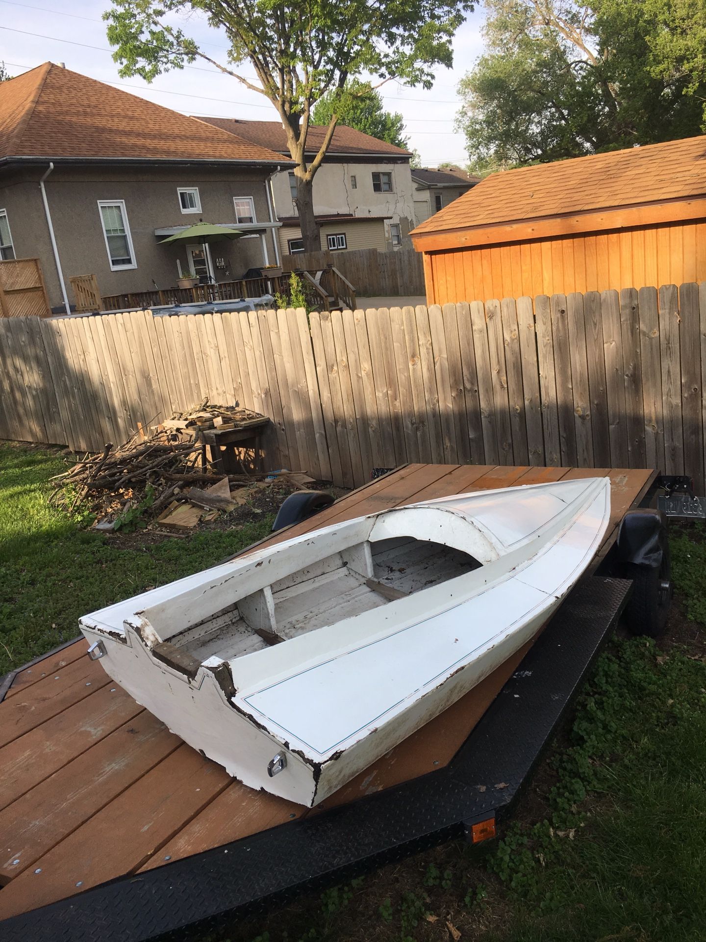 Old Wood Boat 4’x9’