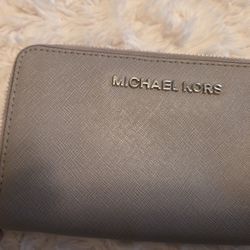 Michael Kors handbag with Matching wallet