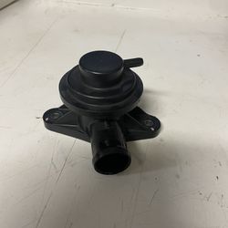 08-14 Wrx Oem Bypass Valve