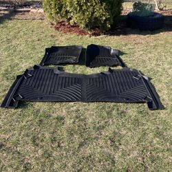 Weather Tech Floor Mats In Like  Condition, They’ll  Fit: 2020/2024 1500/2500/ 3500 Dodge Ram Crew Cab Trucks Dodge Ram.