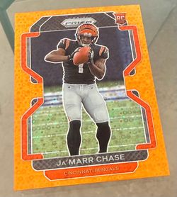 2021 Panini Prizm - Rookie Ja'Marr Chase #337 Orange Disco Prizm (RC). Good condition ready to grade . PSA 9 10