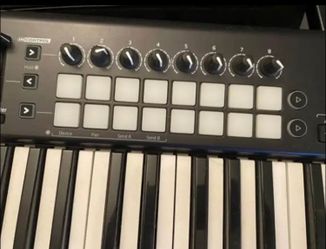 Novation  MIDI Keyboard