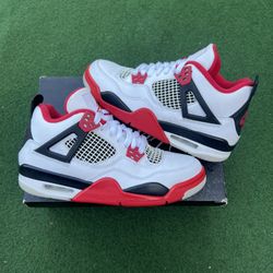 Size 6y - Air Jordan 4 Retro GS Fire Red 2020