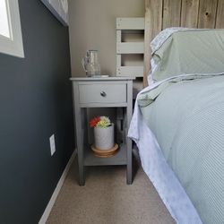 Gray Nightstand/Side Table with one drawer