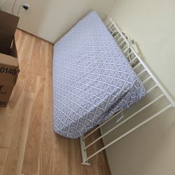 Twin Frame with mattress 