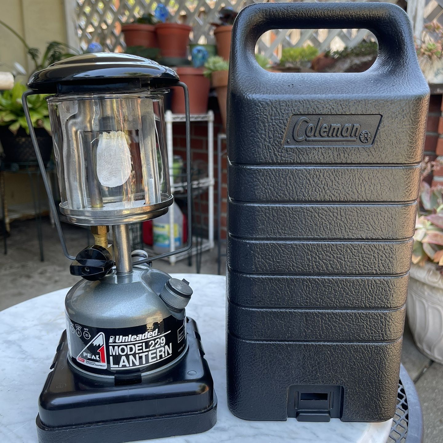 Coleman Peak1 Model 229 Dual Fuel Lantern for Sale in Hayward, CA