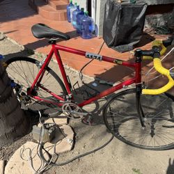 Performance Bike r105